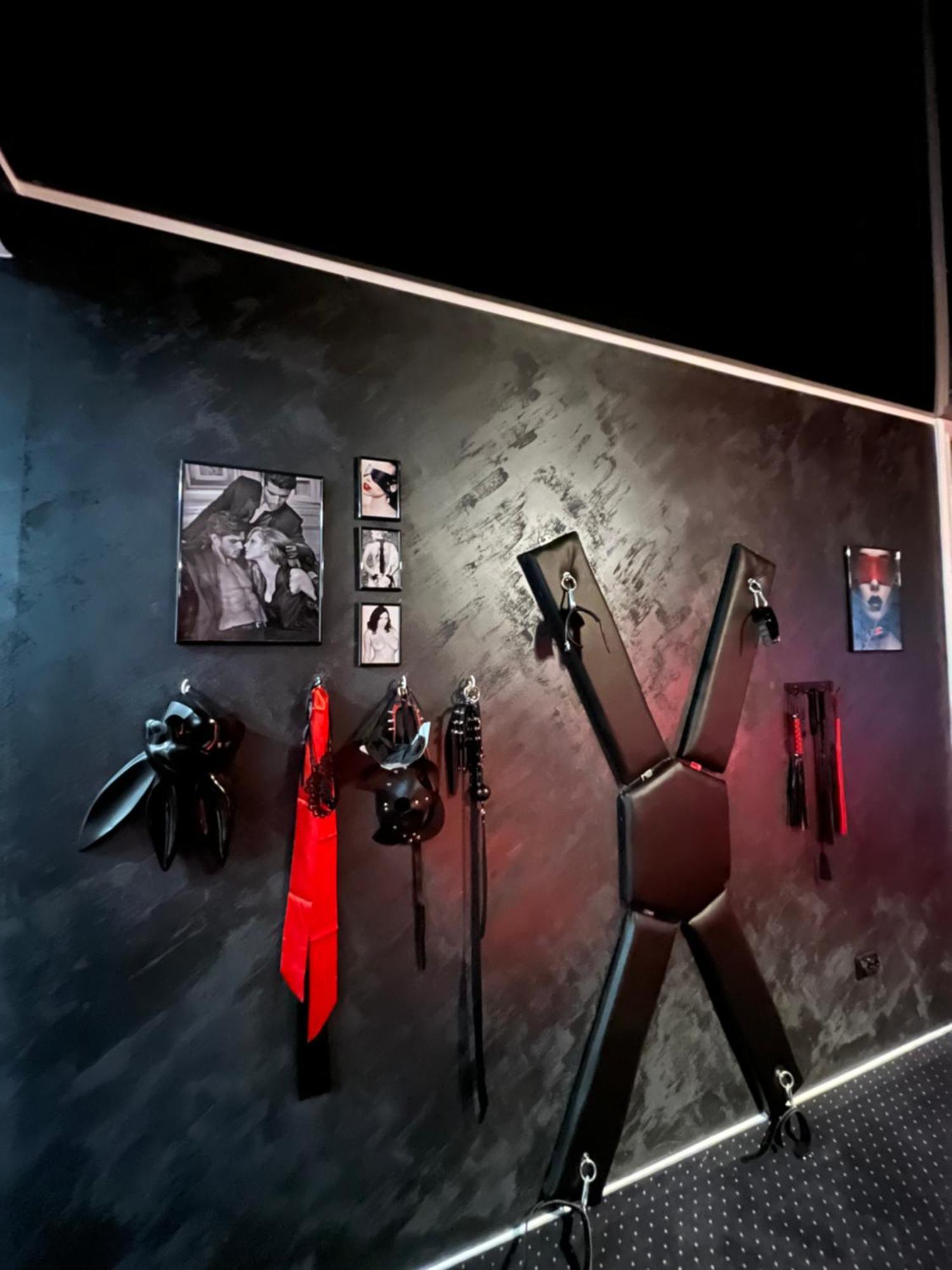 Adult Only Fantasy Room Bucareste Exterior foto